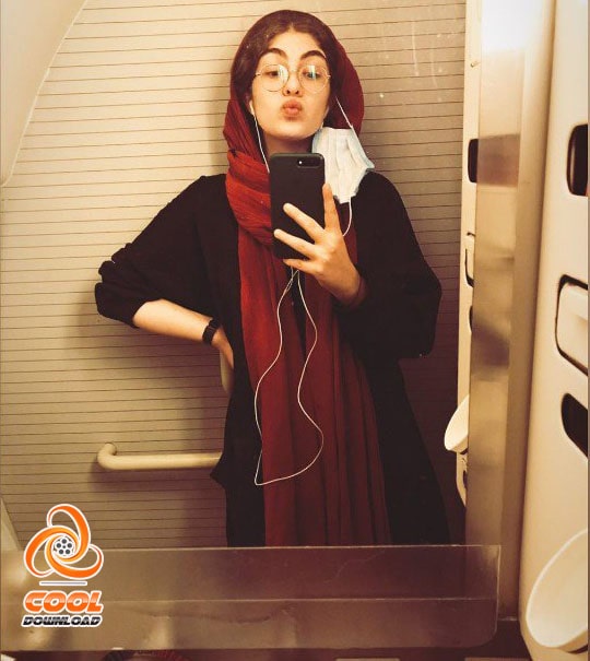 تصاویر جدید الیکا ناصری در هواپیما